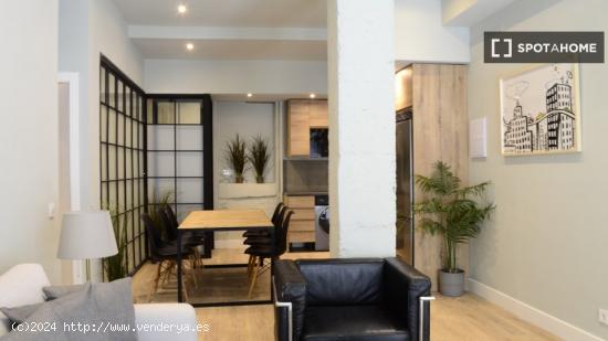 Apartamento de 3 dormitorios en alquiler en Chamartín - MADRID