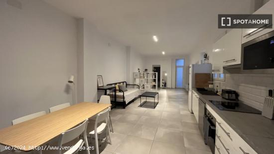 Apartamento completo de 2 dormitorios en Alicante (Alacant) - ALICANTE