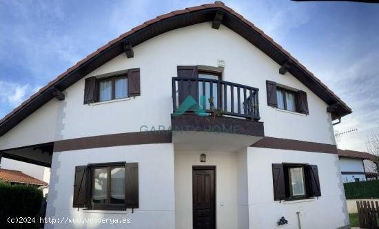 Se vende chalet en Arnuero - CANTABRIA