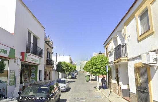  CASA EN VILLANUEVA DEL ARISCAL - SEVILLA 