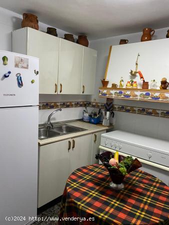 CASA EN VENTA DE DOS PLANTAS EN YESTE - ALBACETE