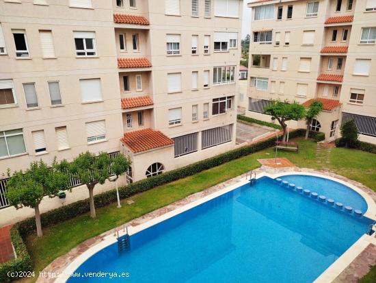 APARTAMENTO CON PISCINA EN UNA EXCELENTE ZONA - CASTELLON