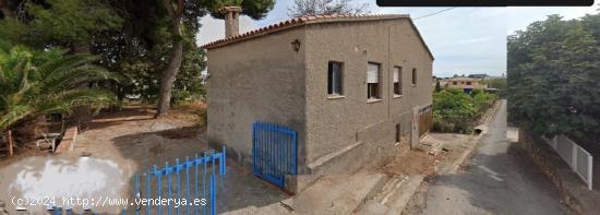 CHALET PARA HACER REFORMA INTEGRAL EN ZONA VORA RIU (ALMAZORA) - CASTELLON