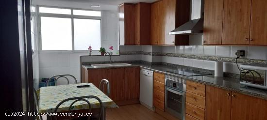  EXCELENTE PISO EN ZONA CARIÑENA CON GARAJE Y TRASTERO - CASTELLON 