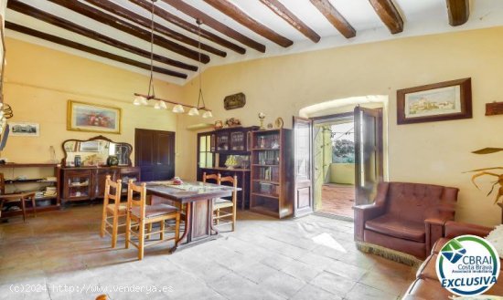 Unifamiliar adosada en venta  en Palau-saverdera - Girona