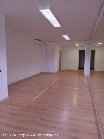 Local comercial en Venta en Cubelles Barcelona