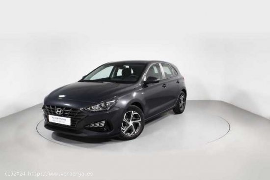  Hyundai i30 ( 1.0 TGDI Klass LR 48V 120 )  - Barcelona 