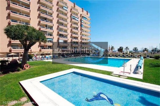 SE ALQUILA ACOGEDOR  ESTUDIO CORTA TEMPORADA EN FUENGIROLA 55 M2 CON BALCON-PISCINA