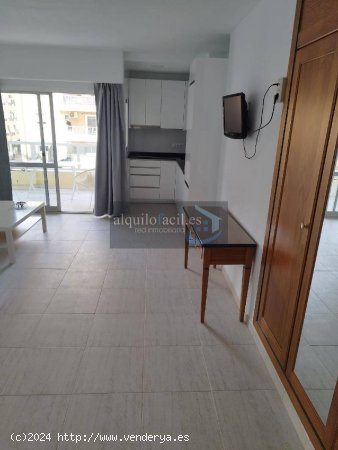 SE ALQUILA ACOGEDOR  ESTUDIO CORTA TEMPORADA EN FUENGIROLA 55 M2 CON BALCON-PISCINA