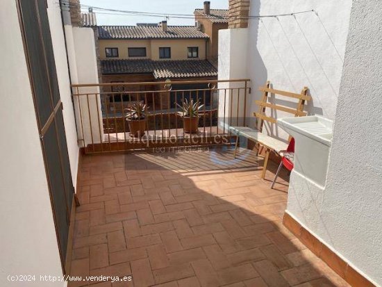  CASA EN VENTA, EN AVINYONET DE  PUIGVENTÓS 