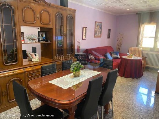 CASA EN VENTA, EN AVINYONET DE  PUIGVENTÓS