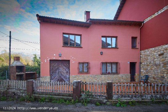 PRECIOSO CHALET PAREADO CERCA DEL RIO PILOÑA EN UN ENTORNO ÚNICO