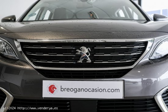 Peugeot 5008 PURETECH S&S ALLURE - A Coruña