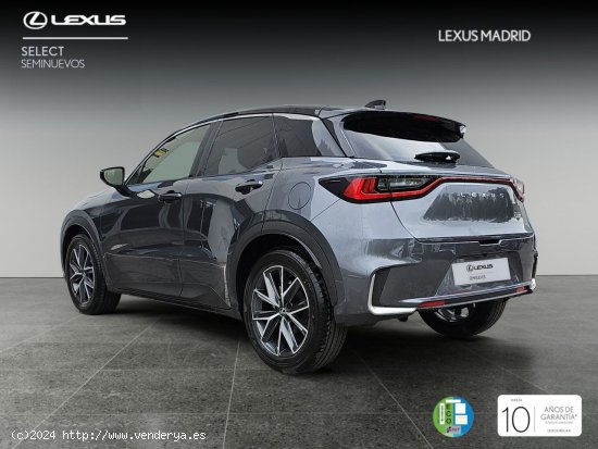 Lexus LBX 1.5 136cv HEV Emotion+ - El Plantío