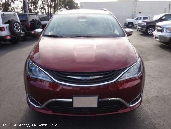 CHRYSLER Pacifica en venta en BanastÃ¡s (Huesca) - BanastÃ¡s