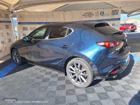 Mazda Mazda3 MAZDA 3 2.0 EVOLUTION AUT. 5P de 2021 con 60.087 Km por 23.300 EUR. en Pontevedra