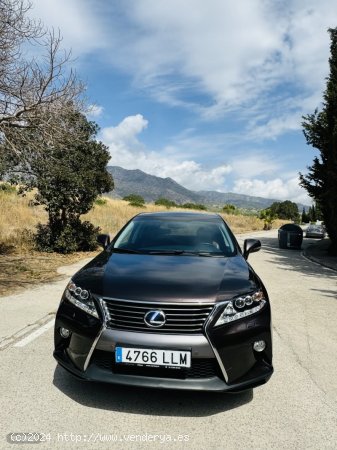 Lexus RX 450H Exetutiv de 2015 con 115.500 Km por 25.000 EUR. en Malaga