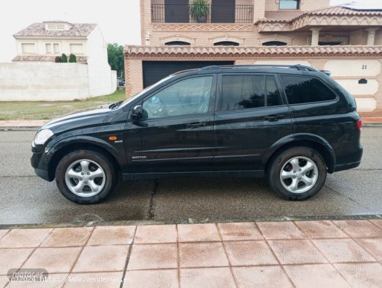 Ssangyong Kyron Premium 2.7D Auto de 2009 con 224.000 Km por 8.000 EUR. en Madrid