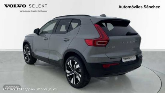 Volvo XC40 2.0 B3 ULTIMATE DARK AUTO 163 5P de 2024 con 1 Km por 47.200 EUR. en Zaragoza