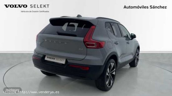 Volvo XC40 2.0 B3 ULTIMATE DARK AUTO 163 5P de 2024 con 1 Km por 47.200 EUR. en Zaragoza