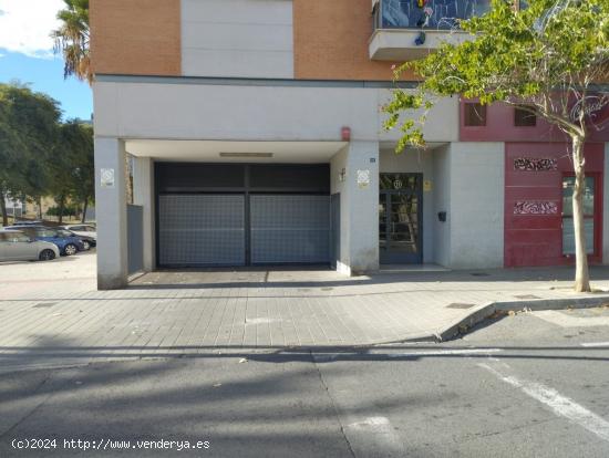 SE VENDE PLAZA DE GARAJE MUY BUENA EN MUY BUENA ZONA - ALICANTE