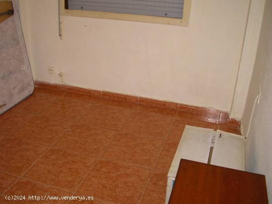 PISO EN ZONA CENTRO POR 38000 EUROS - ALICANTE