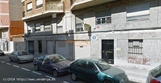 SE ALQUILA EXCELENTE LOCAL COMERCIAL - ALICANTE