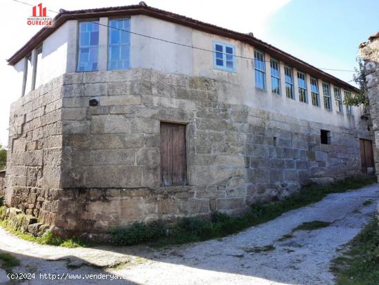 SE VENDE CASA PARA REFORMAR EN LA ZONA DE AMOEIRO - ORENSE