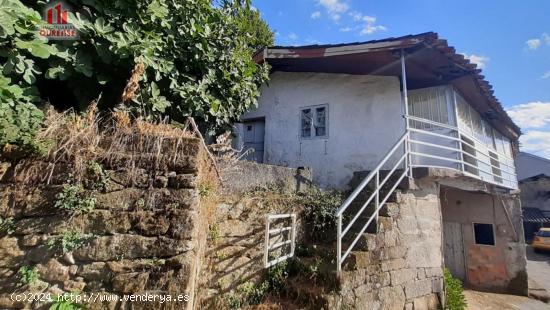  CASA DE PIEDRA SITA EN LA ZONA  DE VILAMARIN, A 15 MINUTOS DE LA CIUDAD DE OURENSE - ORENSE 