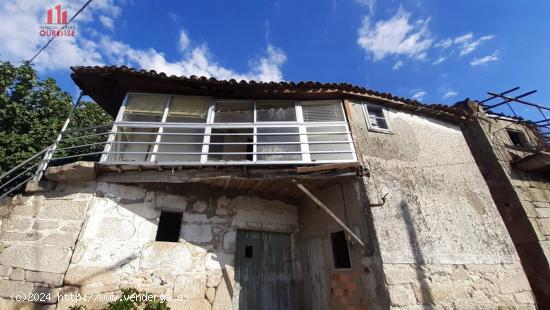 CASA DE PIEDRA SITA EN LA ZONA  DE VILAMARIN, A 15 MINUTOS DE LA CIUDAD DE OURENSE - ORENSE