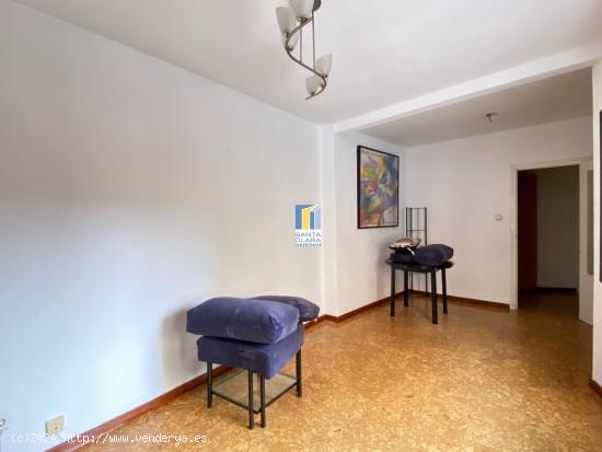 PISO EN VENTA CON 4 DORMITORIOS Y 2 BAÑOS EN ZONA CENTRO, ZAMORA - ZAMORA