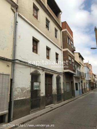 Casa en Canals - VALENCIA