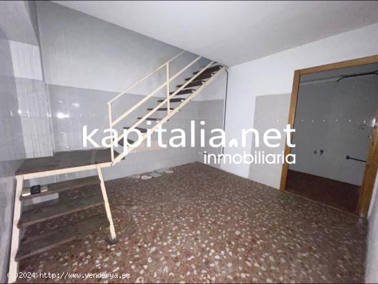 Local comercial en alquiler en Xativa - VALENCIA