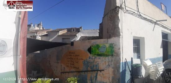 Casa de Pueblo en Bolulla zona Centro del pueblo - ALICANTE