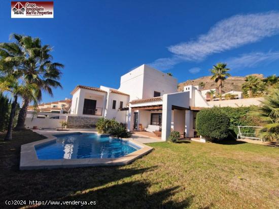 ¡Chalet Familiar en Venta en Finestrat, Sierra Cortina! - ALICANTE