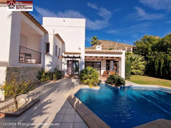 ¡Chalet Familiar en Venta en Finestrat, Sierra Cortina! - ALICANTE