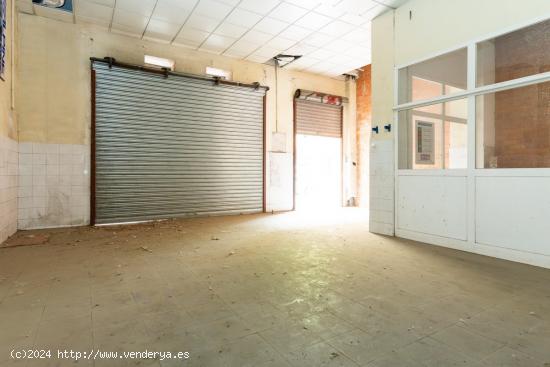 Local comercial en Pº Calanda con Av. Navarra - ZARAGOZA