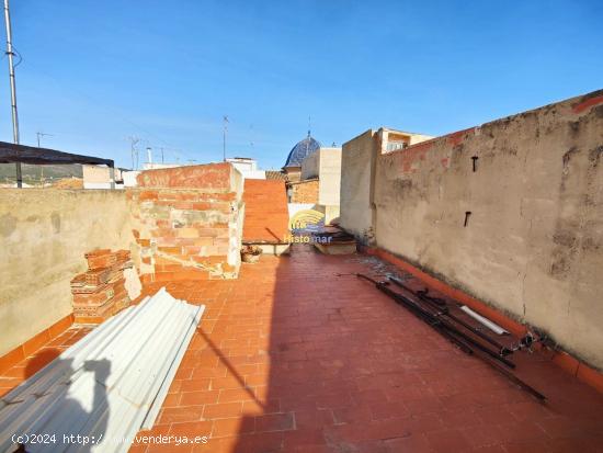 CASA EN ZONA DEL CASTILLO PARA REFORMAR A TU GUSTO - VALENCIA