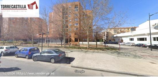 SE VENDE PLAZA DE GARAJE EN CIRCUNVALACION 72 - ALBACETE