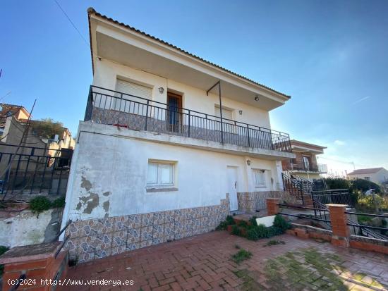 CASA UNIFAMILIAR EN VENDA A PIERA, PROVÍNCIA DE BARCELONA - BARCELONA