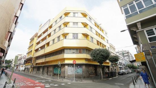 En venta edificio en el Parque Santa Catalina - LAS PALMAS