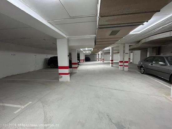 ESTUPENDAS PLAZAS DE PARKING XXL EN ALQUILER, ZONA CATEDRAL DE LEÓN. - LEON