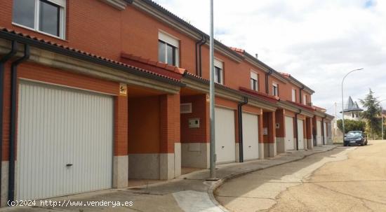  VIVIENDA ADOSADA EN ALIJA DEL INFANTADO - LEON 