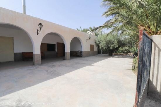  Casa con terreno en Tabernas - ALMERIA 