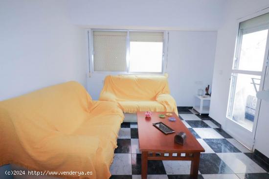 PISO EN VENTA EN ZONA SANTA ISABEL - ALMERIA