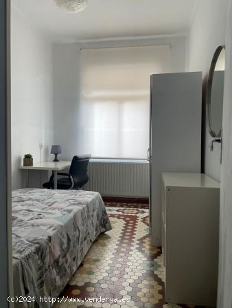 Urbis te ofrece un piso en venta en zona San Cristóbal, Salamanca. - SALAMANCA