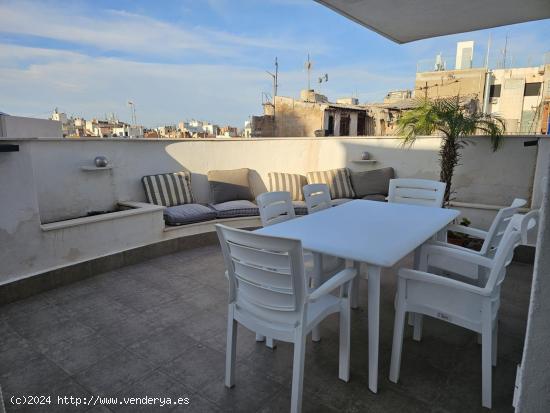 Maravilloso Ático con unas vistas únicas a la Catedral con plaza de garaje - MURCIA