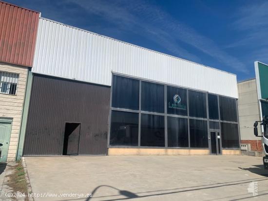  NAVE INDUSTRIAL EN VENTA EN PLASENCIA - CACERES 