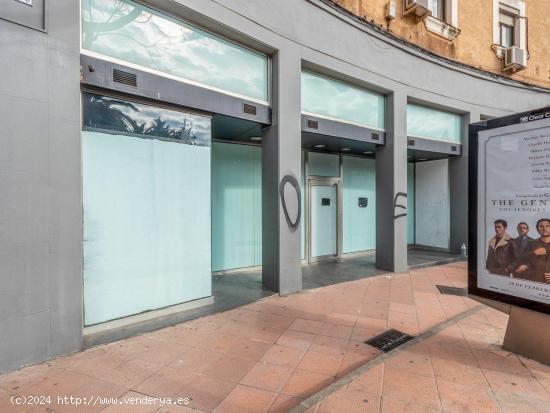 LOCALES EN VENTA EN PLAZA CONQUISTADORES - CACERES