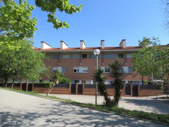  PLAZA DE PARKING C/LA GATOSA CERDANYOLA DEL VALLES - BARCELONA 